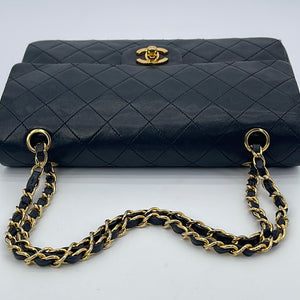 PRELOVED CHANEL Black Quilted Lambskin Tassel Chain Camara Bag
