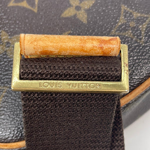 Vintage Louis Vuitton Pochette Gange Monogram Crossbody Shoulder Bag CA0040 011323