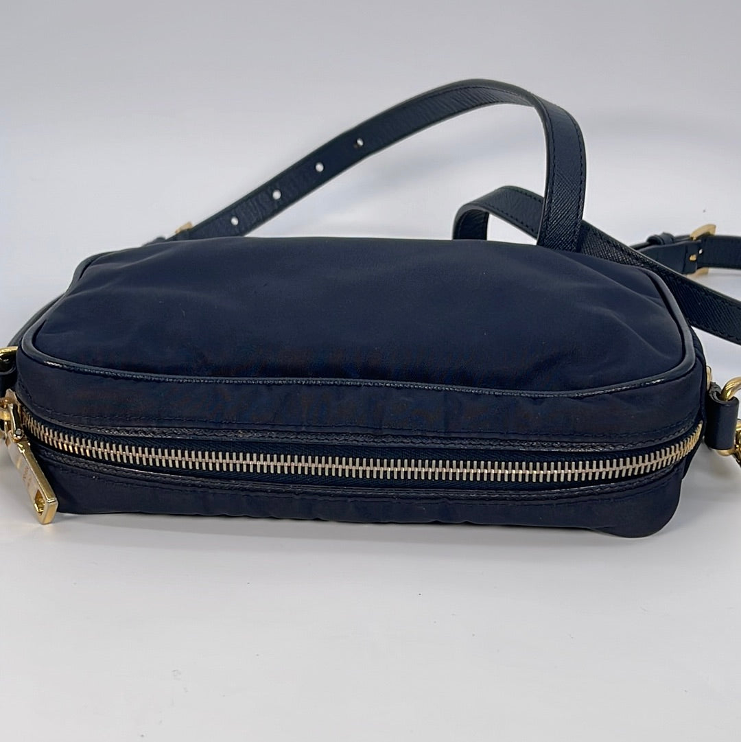 Preloved Prada Navy Blue Nylon Camara Bag 164 021523