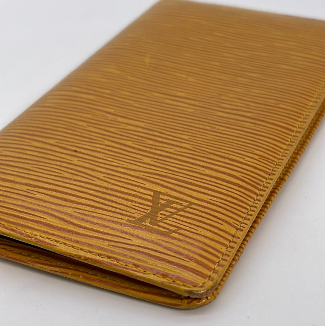 Louis Vuitton long checkbook or cardholder flap wallet great vintage  condition card slots inside signature monogram pattern aski…