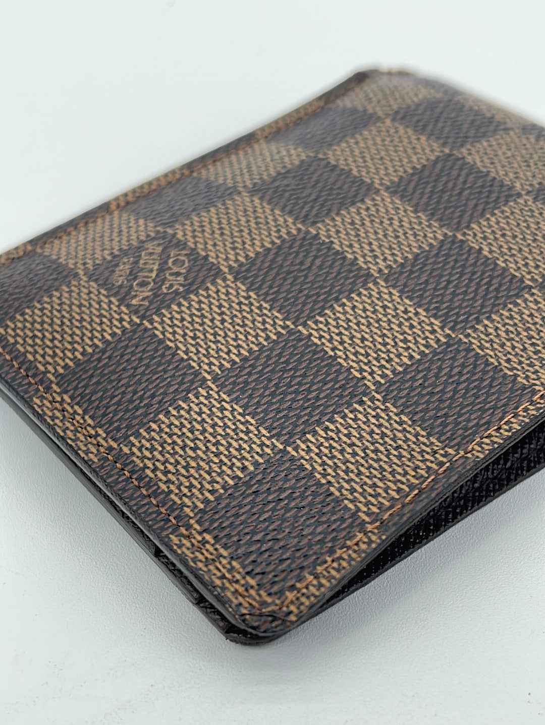 Buy Pre-owned & Brand new Luxury Louis Vuitton Ebene Mens Wallet