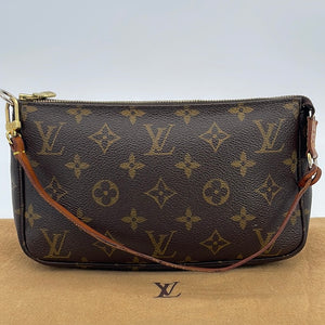 PRELOVED Louis Vuitton Monogram Accessories Pochette Bag VI1919 021023 –  KimmieBBags LLC