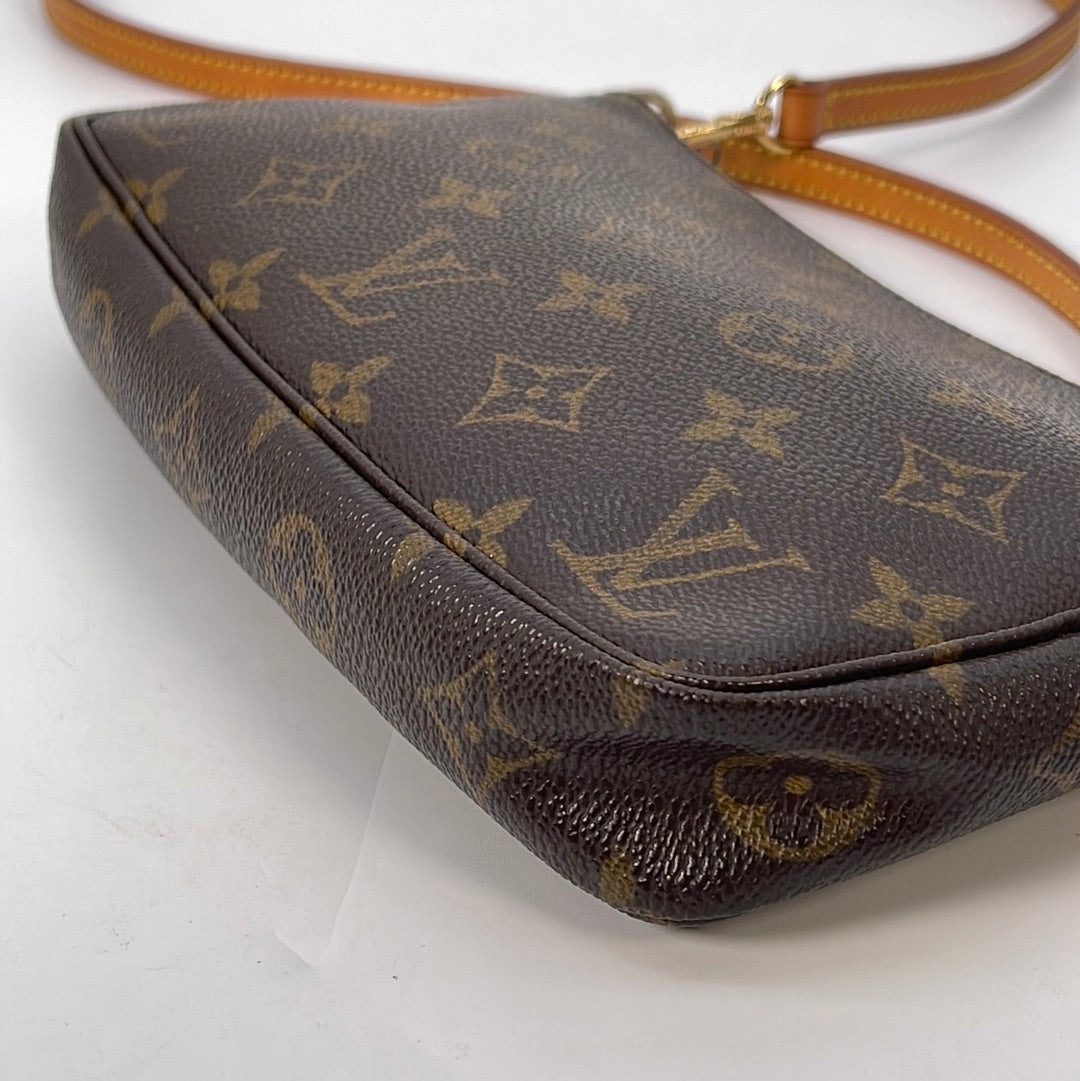 Louis Vuitton Handbag Pochette With Box 299 (J1641) - KDB Deals
