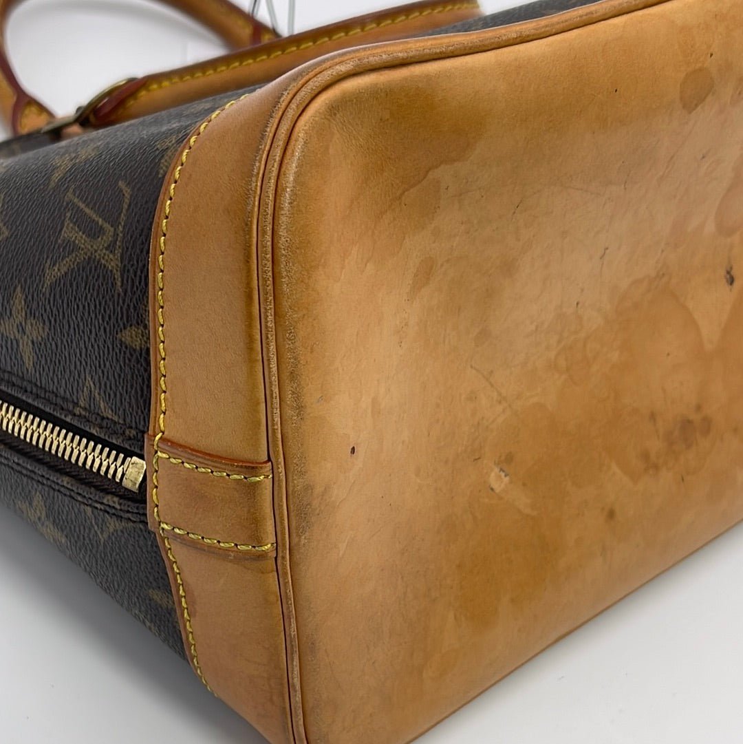 PRELOVED Louis Vuitton Alma PM Monogram Handbag FL0015 120622