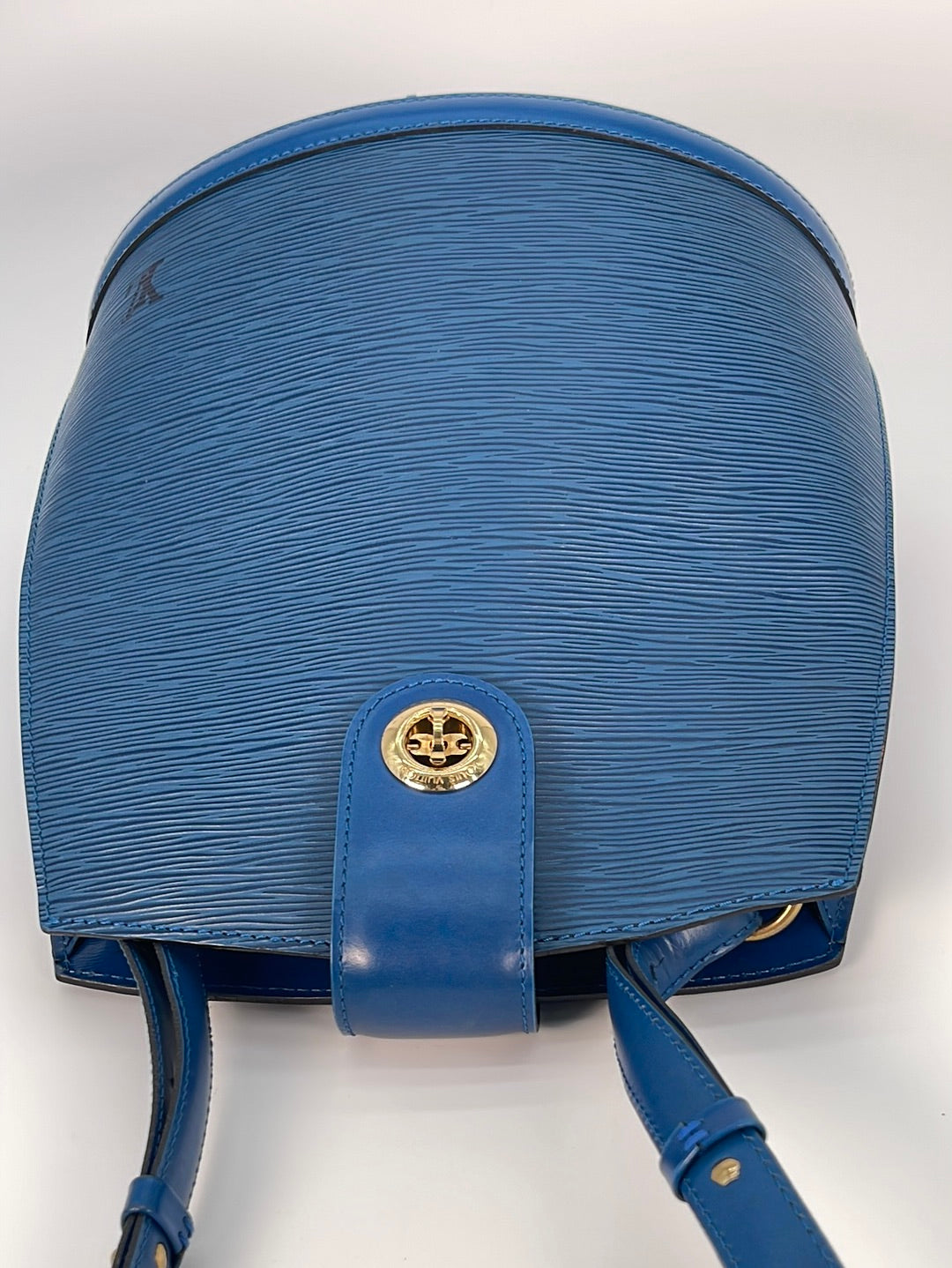Preloved Louis Vuitton Cluny Shoulder Bag Blue Epi Leather VI0955 032923 *** Lightening Deal Apr 18 ***