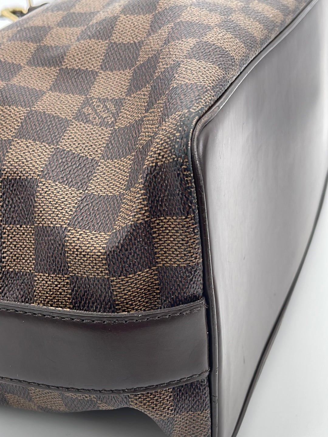 Louis Vuitton, Bags, Authentic Louis Vuitton Chelsea Tote