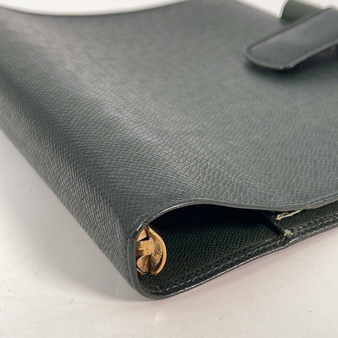 Louis Vuitton Agenda MM Taiga Leather Medium Size - LVLENKA Luxury
